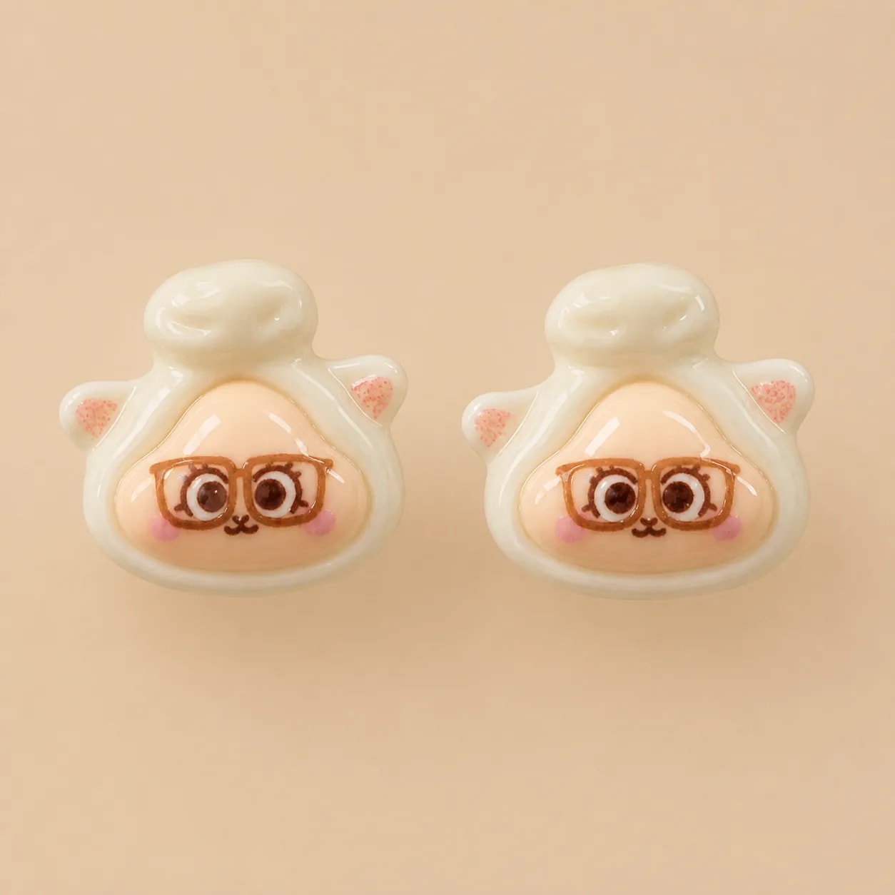 Woolly Wonder Studs