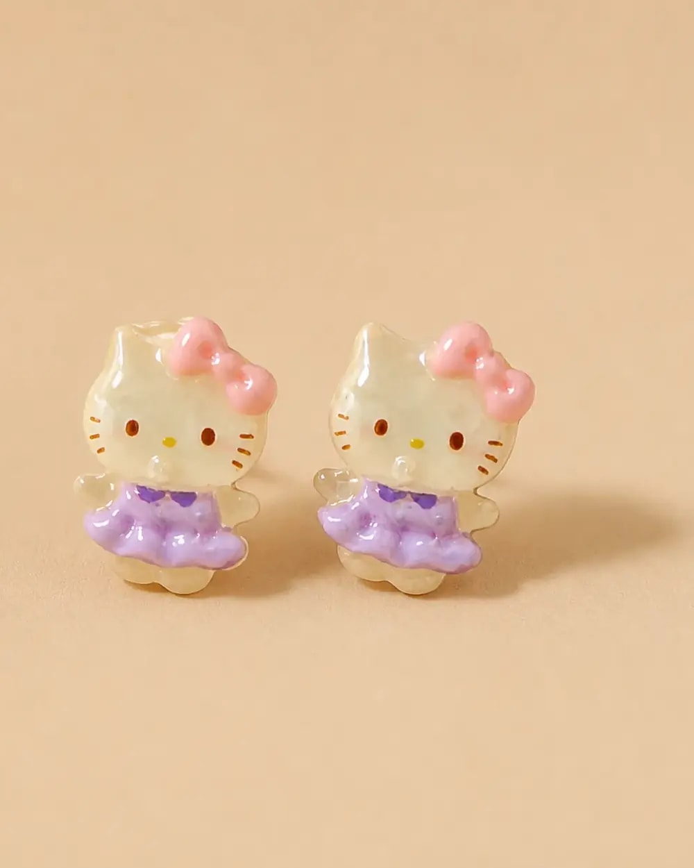 Lavender Twirl KittyStuds