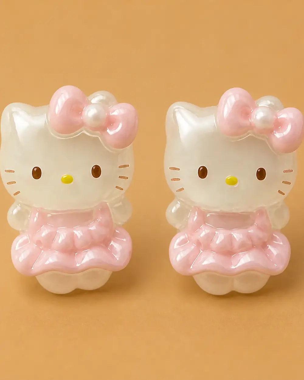 Blush Twirl Kitty Studs