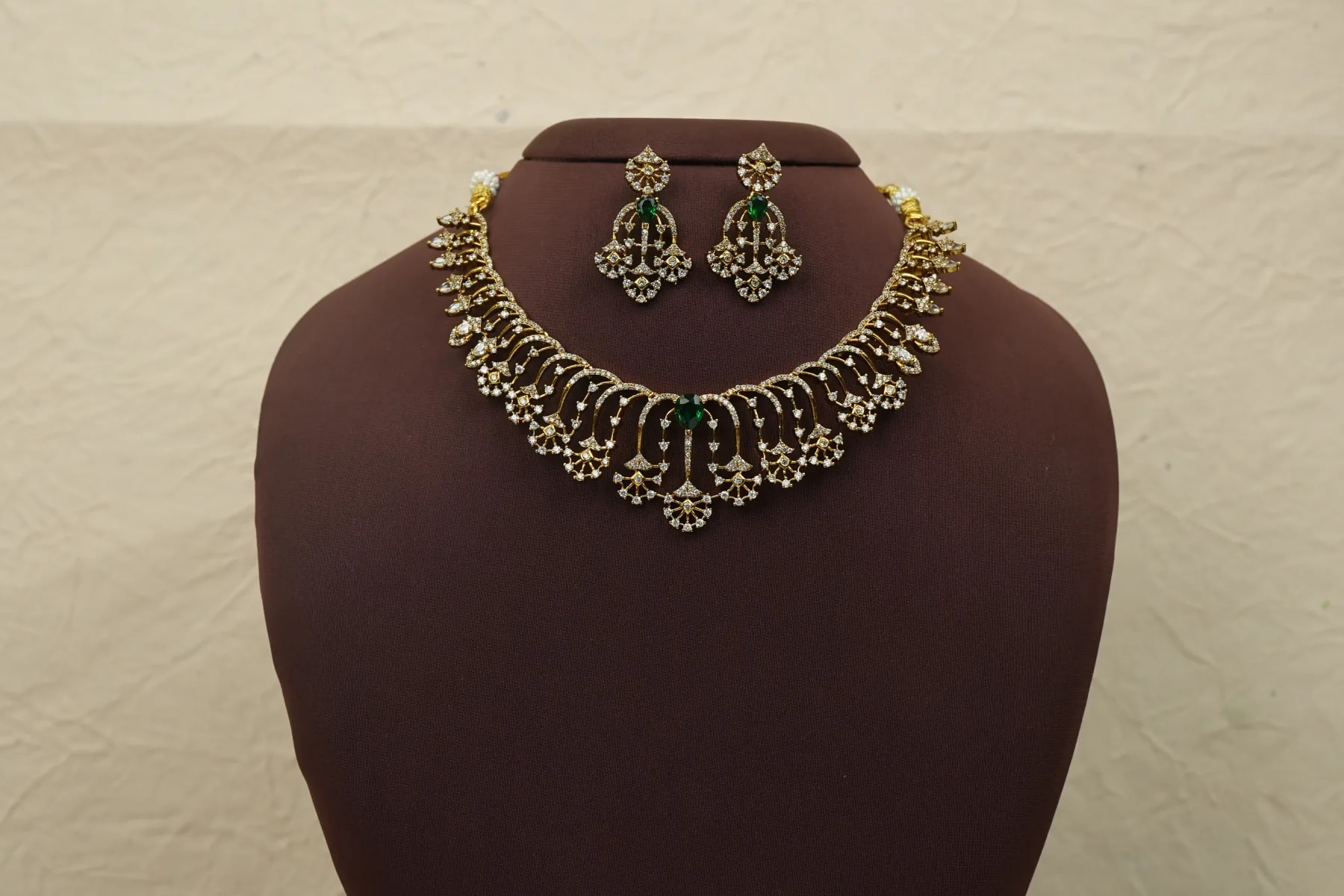 Mehrab Necklace Set