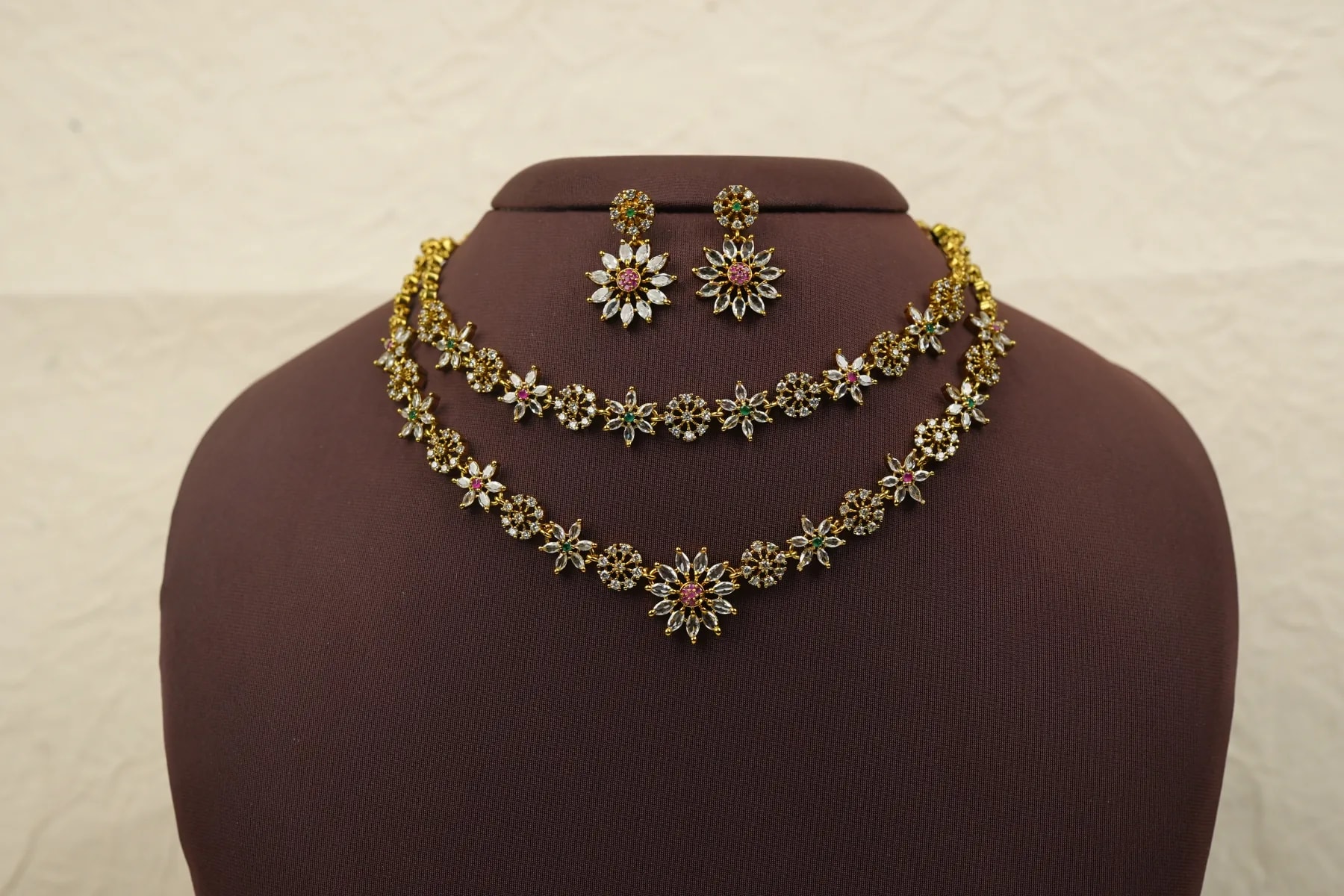 Floret Antique Necklace Set