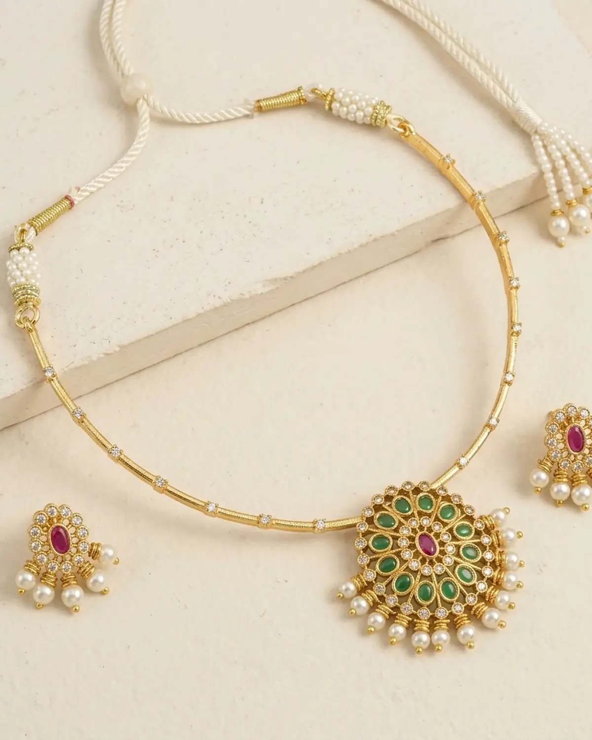 Arka Hasli Necklace Set