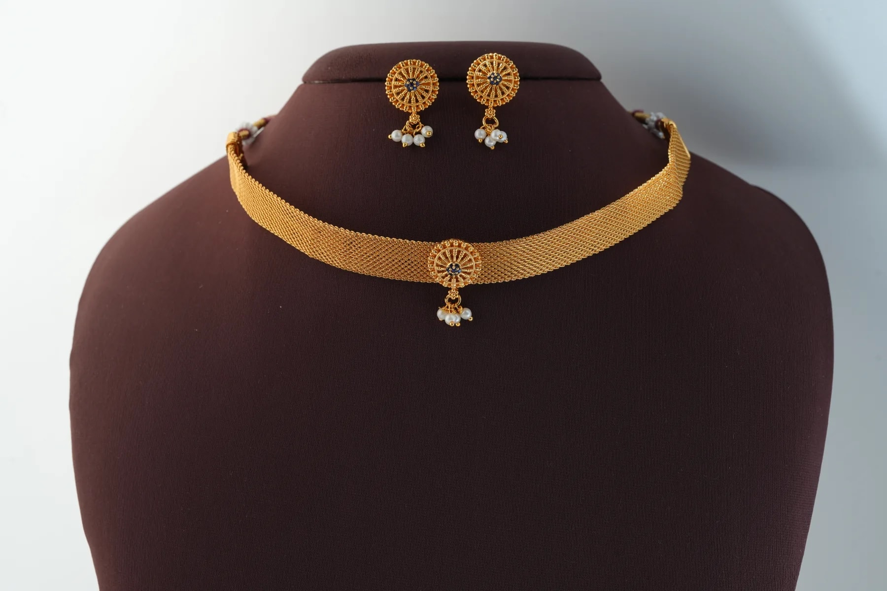 Suvarna Mesh Choker Set