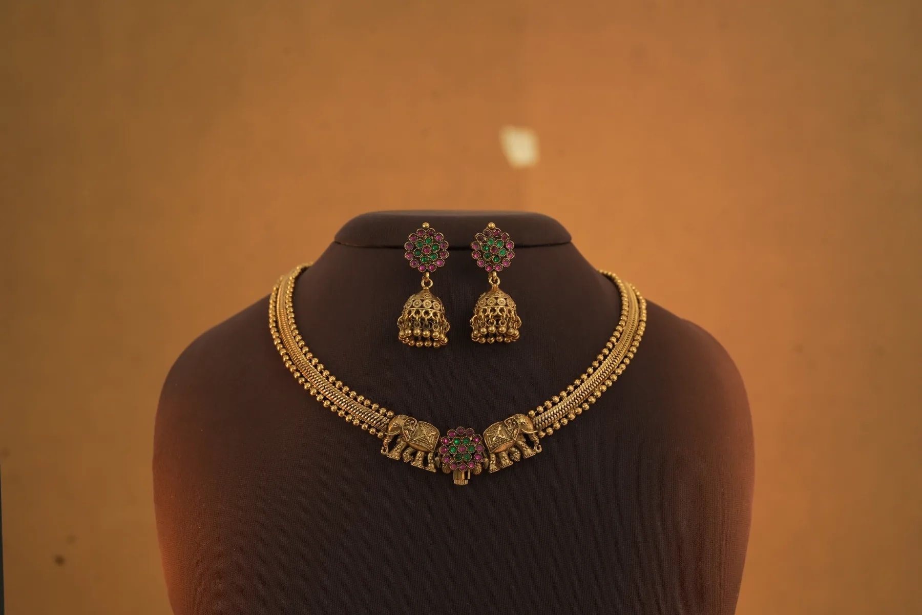 Antique Gaja Kamala Front Open Necklace Set